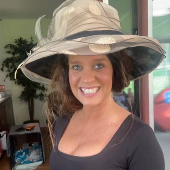 Meet your Posher, Marilyn - Picture 1 of 1